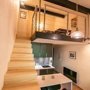 grand-studio-mezzanine-a-200-metres-des-pistes.hotels-rhonealpes.com/