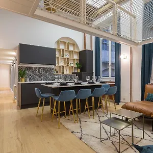 hamac-suites-lyon-cordeliers.hotels-rhonealpes.com/